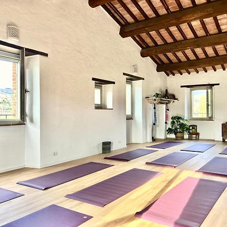 La Fattoria Del Rio Di Sopra - Agriturismo Baldeschi Tuoro sul Trasimeno Exterior photo