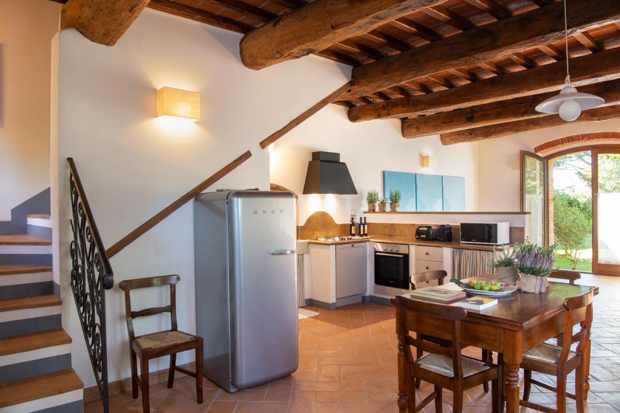 La Fattoria Del Rio Di Sopra - Agriturismo Baldeschi Tuoro sul Trasimeno Exterior photo